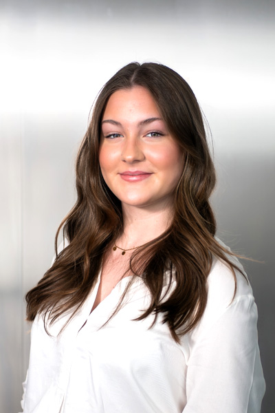 Junior Marketing Managerin Lilly Roggatz